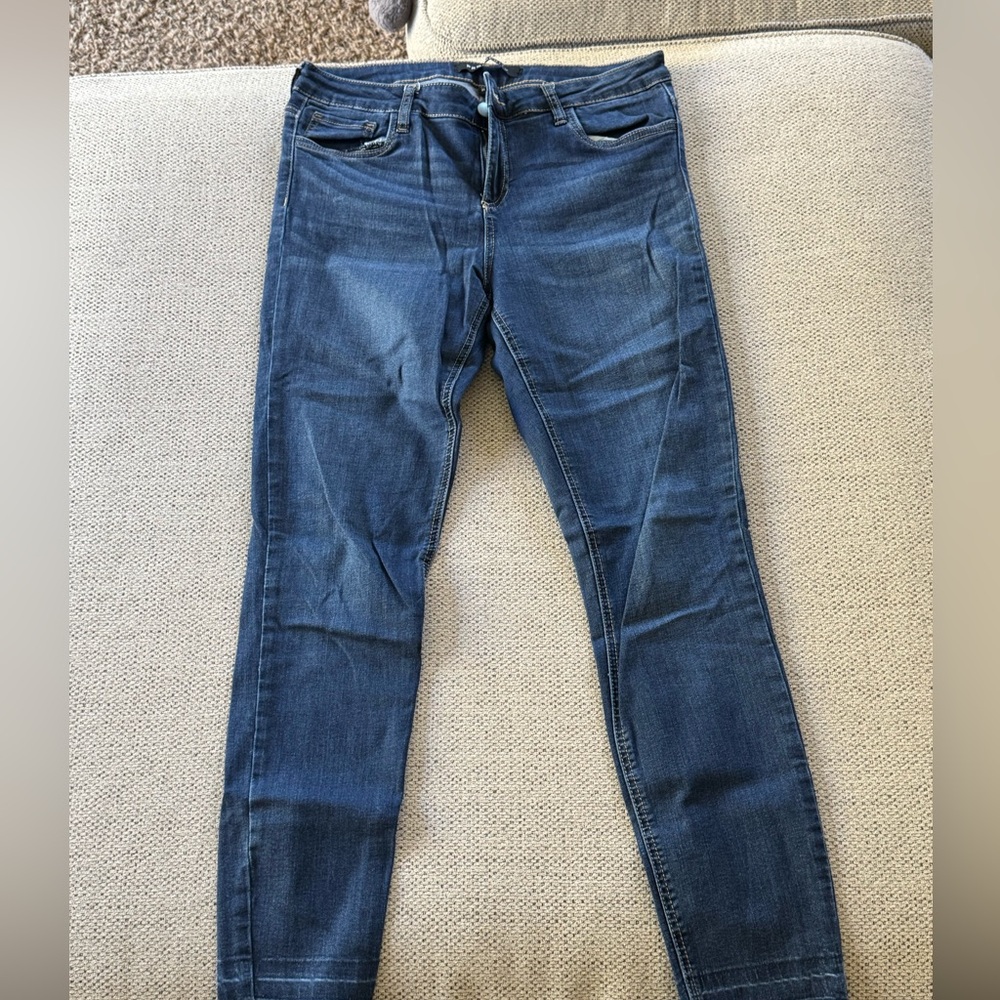 Women's Skinny Jeans in Dark Blue